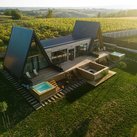 Sunmoon Kosmaj Kucice I Prostor Za Dogadaje * Sopot